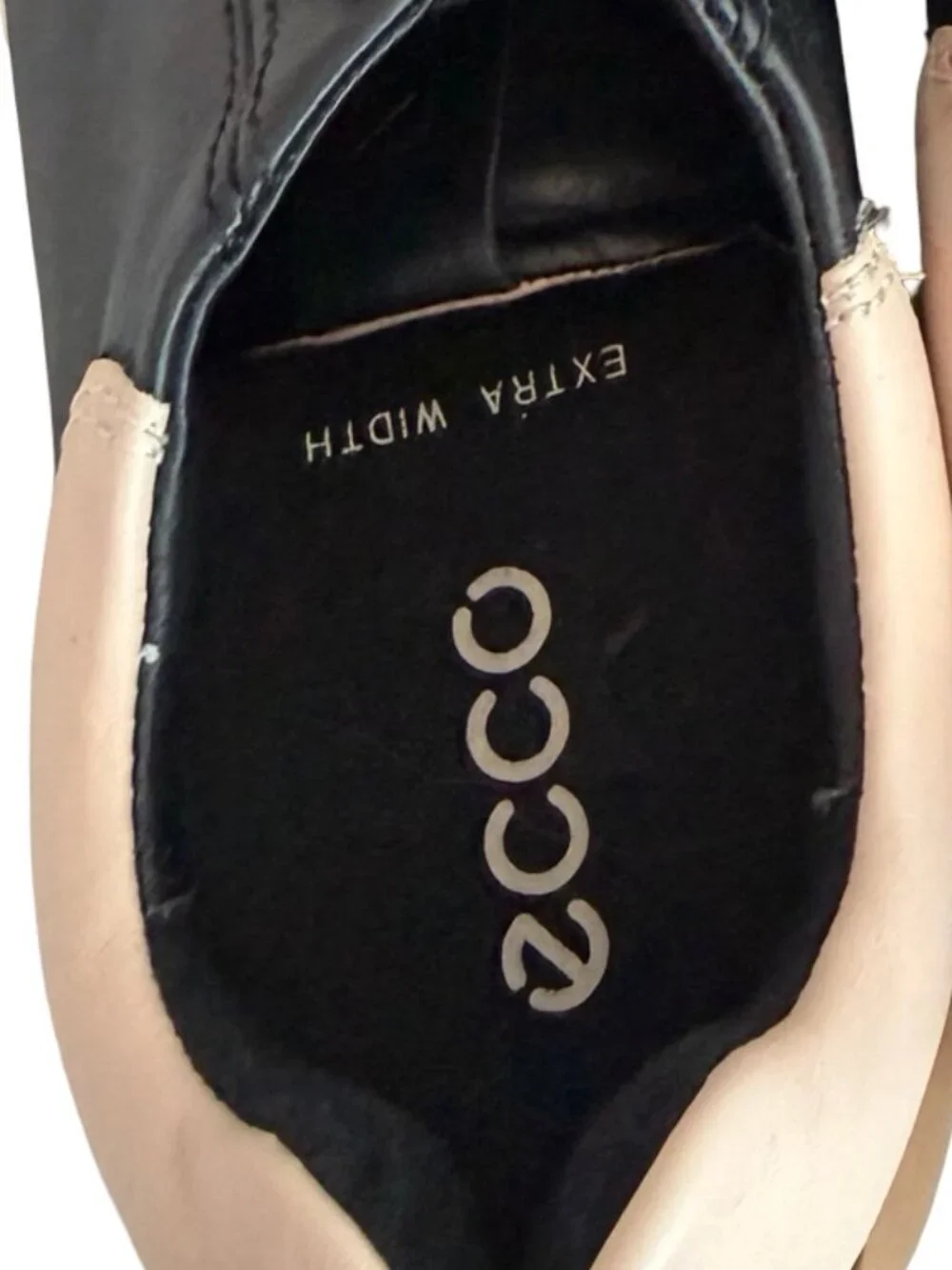 Ecco Soft 7 Street Sneakers Tennis Shoes Lace-Up Black Size 9 Extra Wide Women's